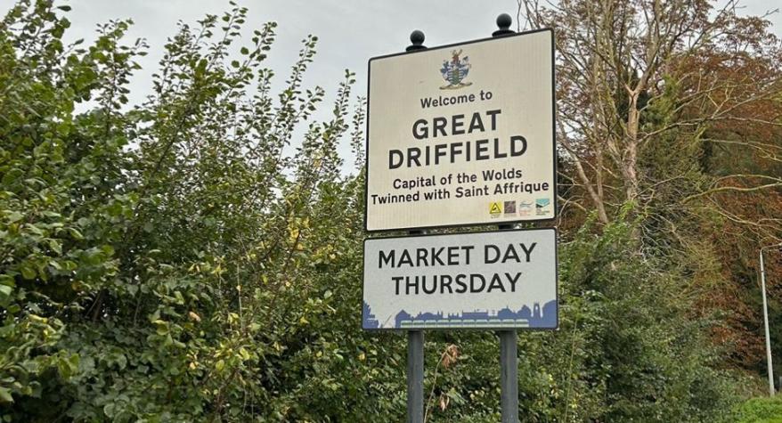 Driffield - local sign photographed by A.S Electrical 